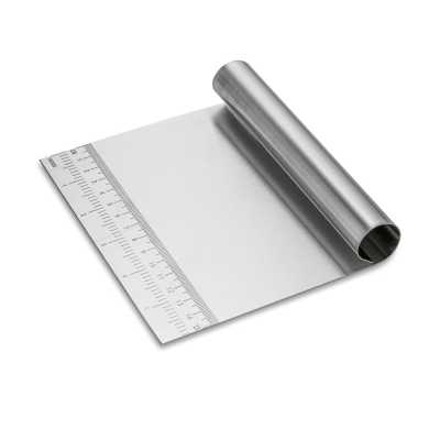 Obrázok pre Sekáč na cesto nerezový s mierkou