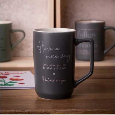Obrázok pre Porcelánový hrnček 550 ml s inšpiratívnym nápisom „Have a nice day“